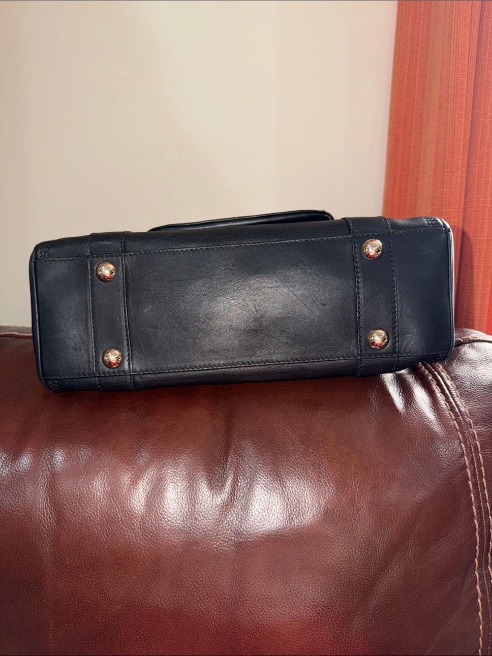 ‼️Vintage Authentic Celine Black Leather Kisslock Shoulder Bag - Picture 5 of 14